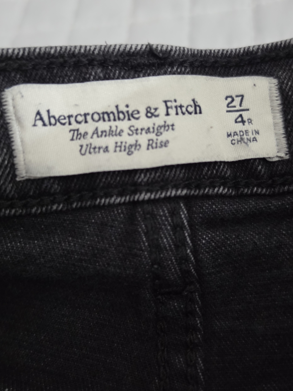 Abercrombie & Fitch The Ankle Straight Ultra High Rise Washed Black Womens 27R - Picture 7 of 8